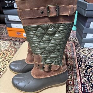 Sperry Brown and Green Quilted Women's Boots size 7, like new